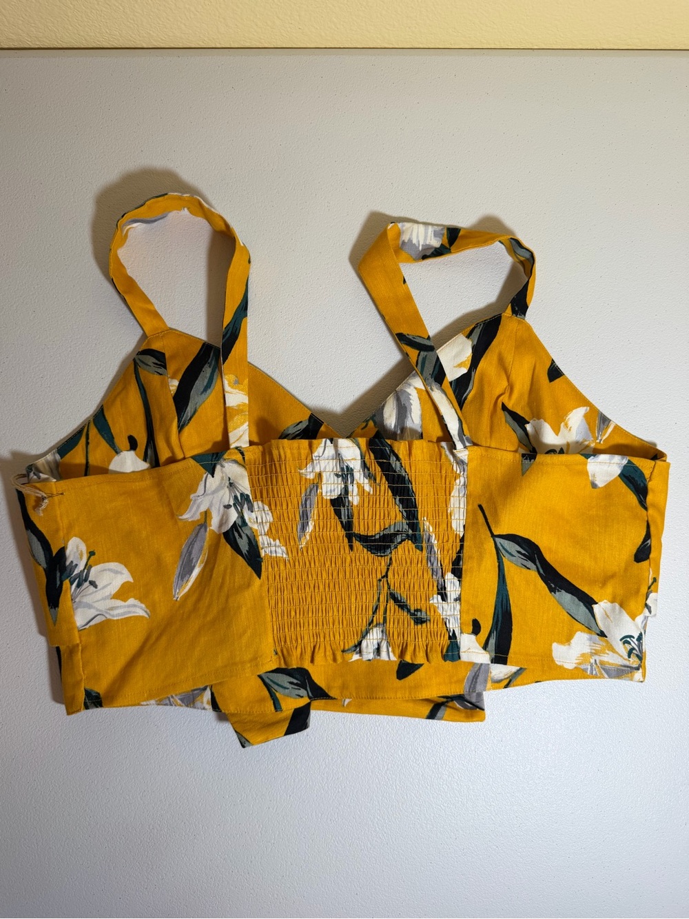 Leith Floral Tie Front Crop Top Women’s XXL Golden Yellow NWT - Picture 6 of 9